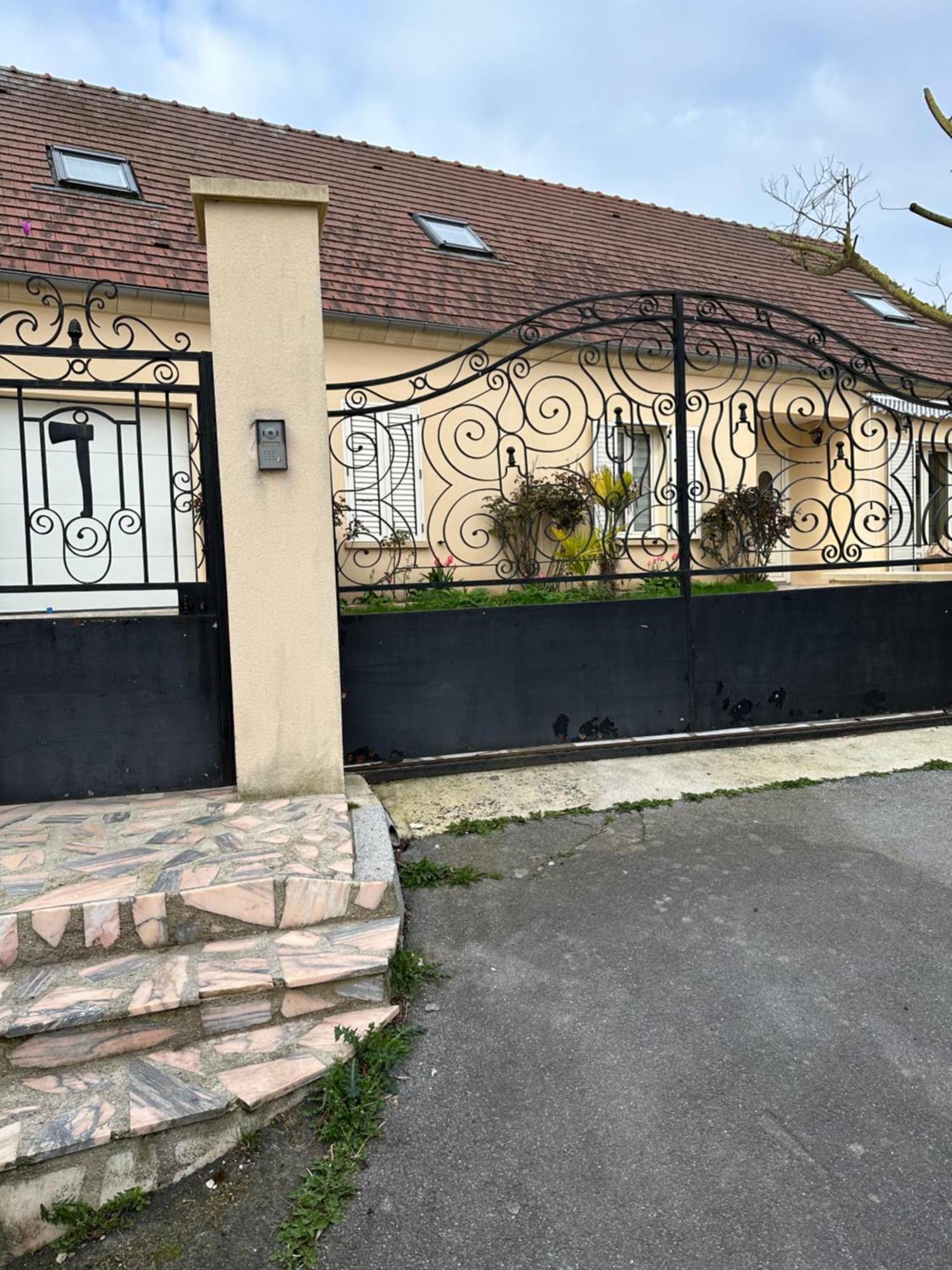 Chambre Privee A 10Min De Roissy Cdg, Au Calme, Parking Gratuit Le Mesnil-Amelot Ngoại thất bức ảnh